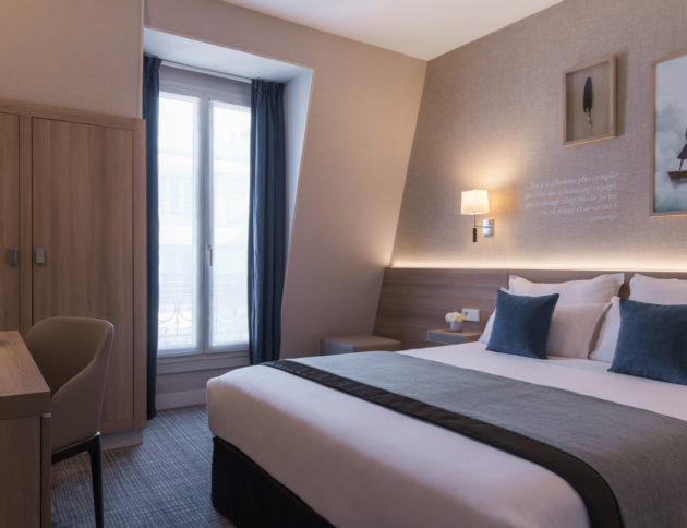 Double supérieure bleue - hôtel magda champs-élysées